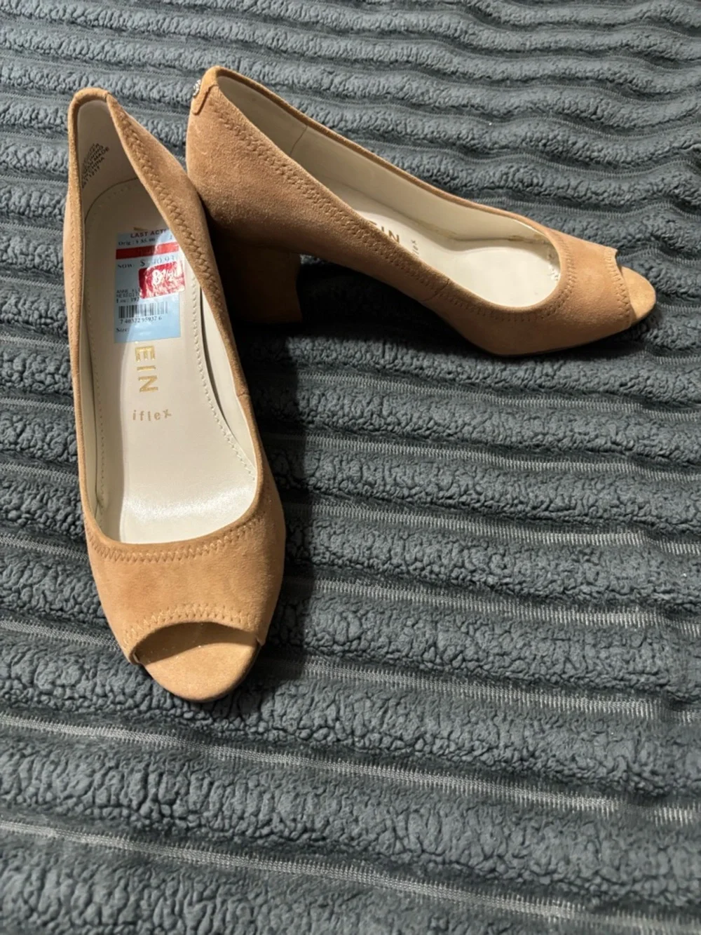 Anne Klein flex - peep-toe tan leather chunky heels size 8.5 - Picture 13 of 13